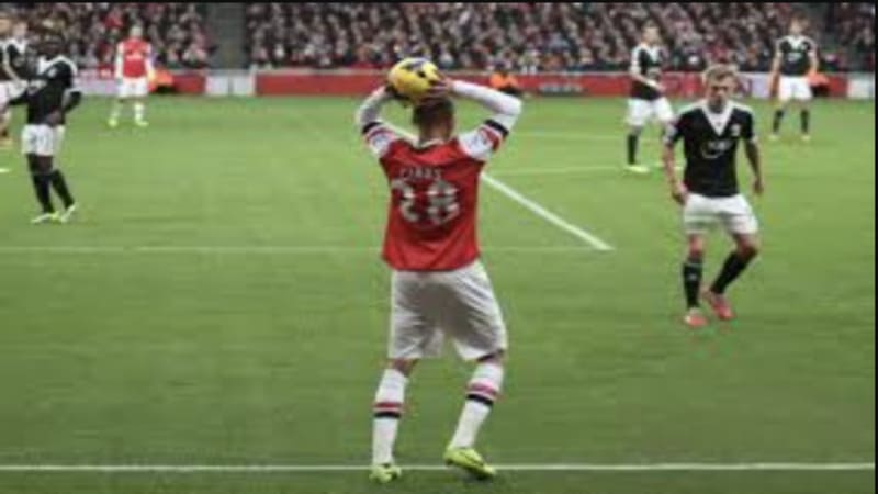 Tầm quan trọng của ném biên trong chiến thuật thi đấu